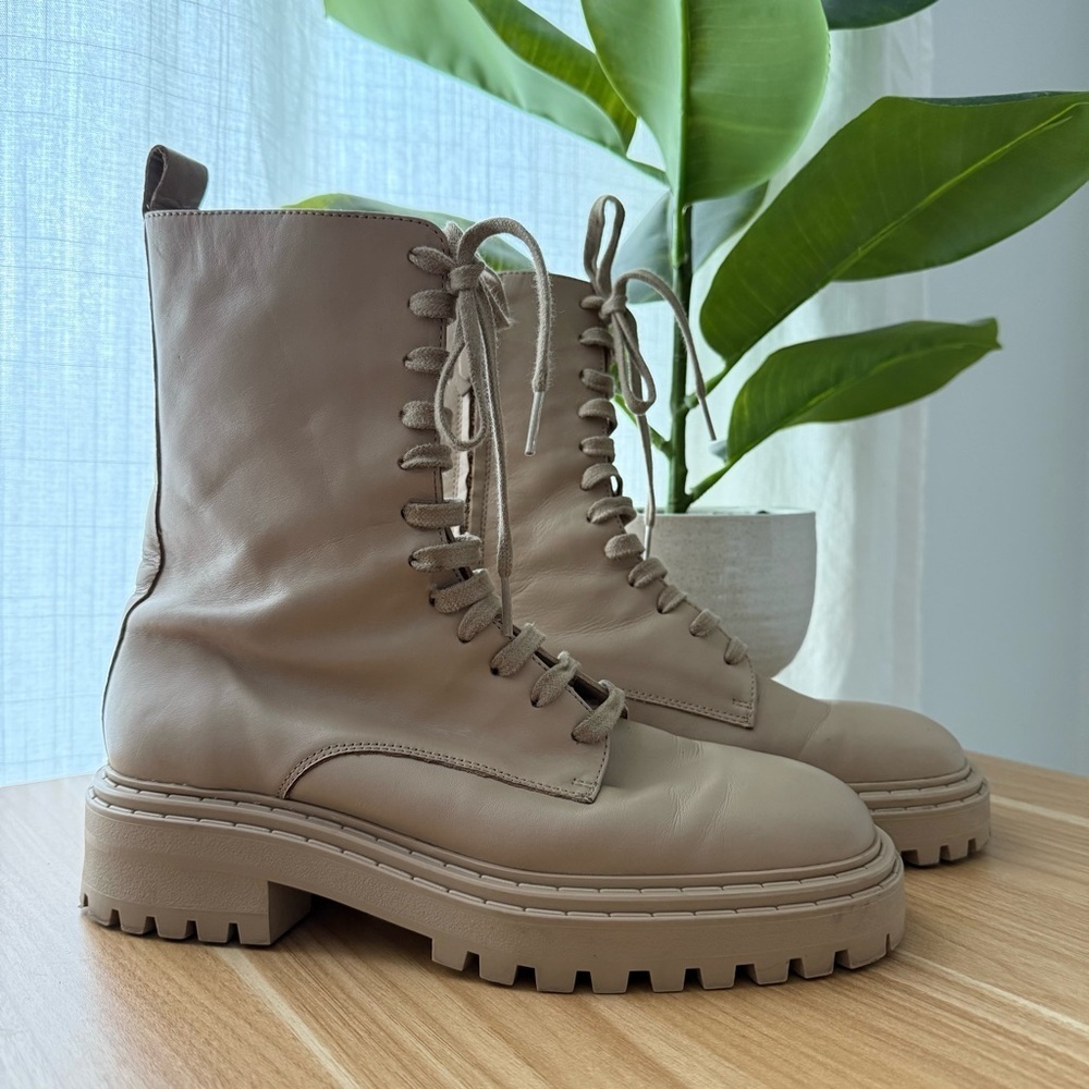 Massimo Dutti taupe leather lace up lug sole boots – size 10 (40) - Picture 5 of 10
